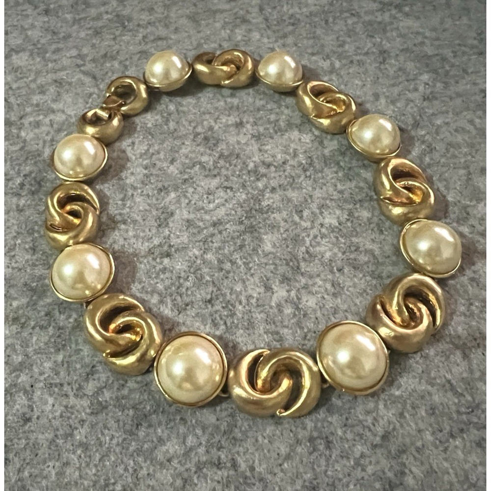 Vintage choker Necklace Faux Pearl Link Designer style rare